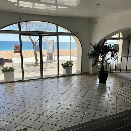 Bravamar Studio, Playa De Aro, Spain شقة